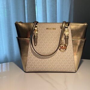 New Authentic Michael Kors MK Signature Tote with Gold Accents-Sold Out $448